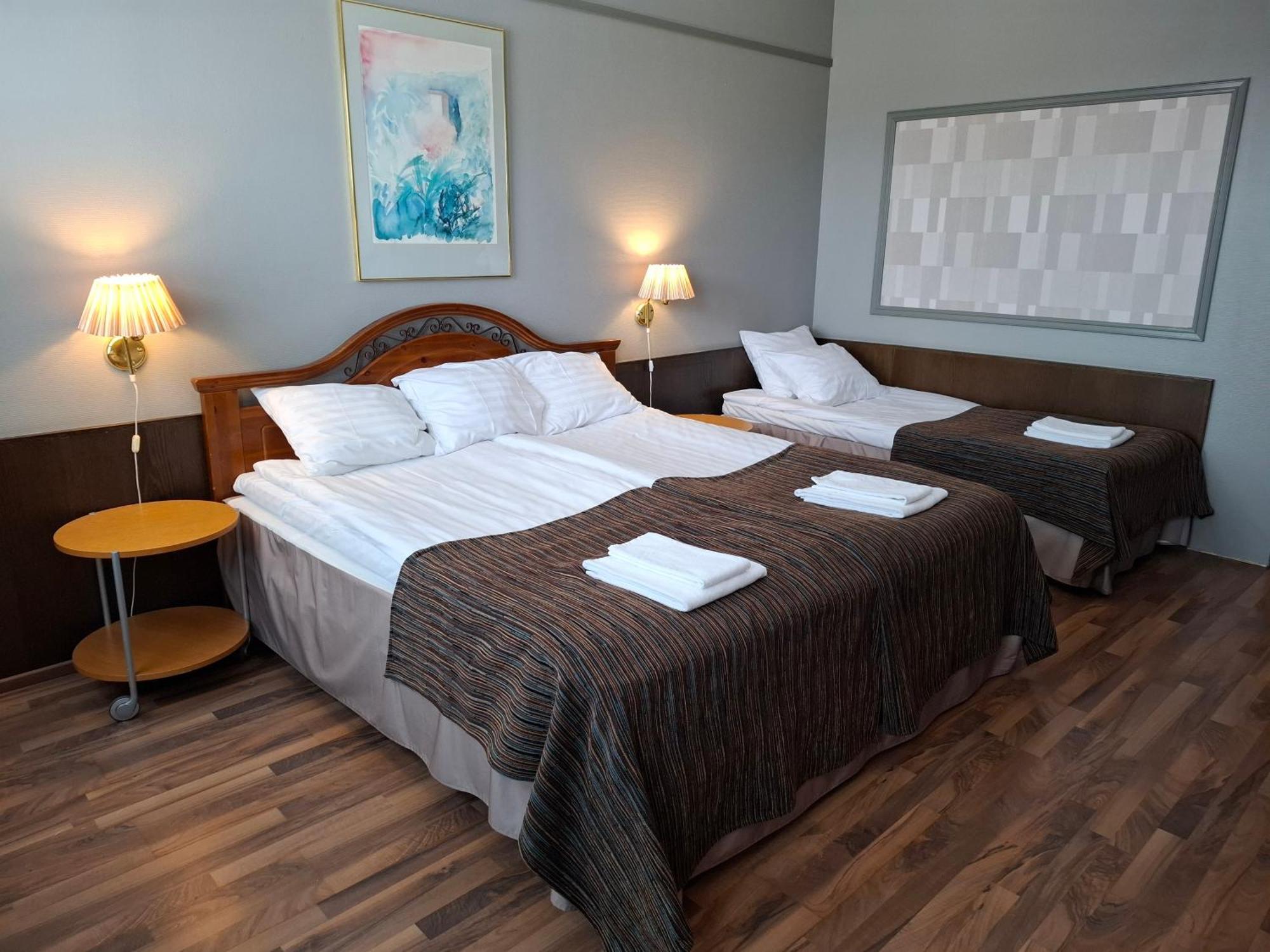 Hotel Lapuahovi ภายนอก รูปภาพ