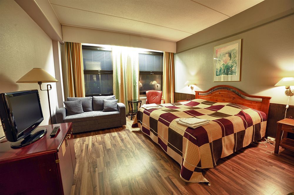 Hotel Lapuahovi ภายนอก รูปภาพ